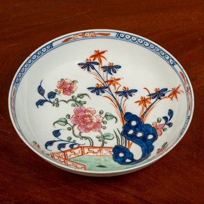 Lot 62 - A group of 18th century porcelain