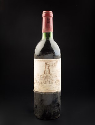 Lot 1023 - Chateau Latour, 1981