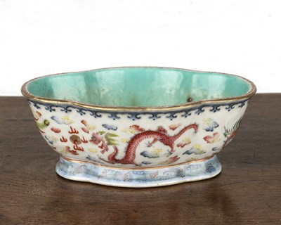 Lot 99 - Enamel quatrefoil bowl Chinese, Guangxu period...