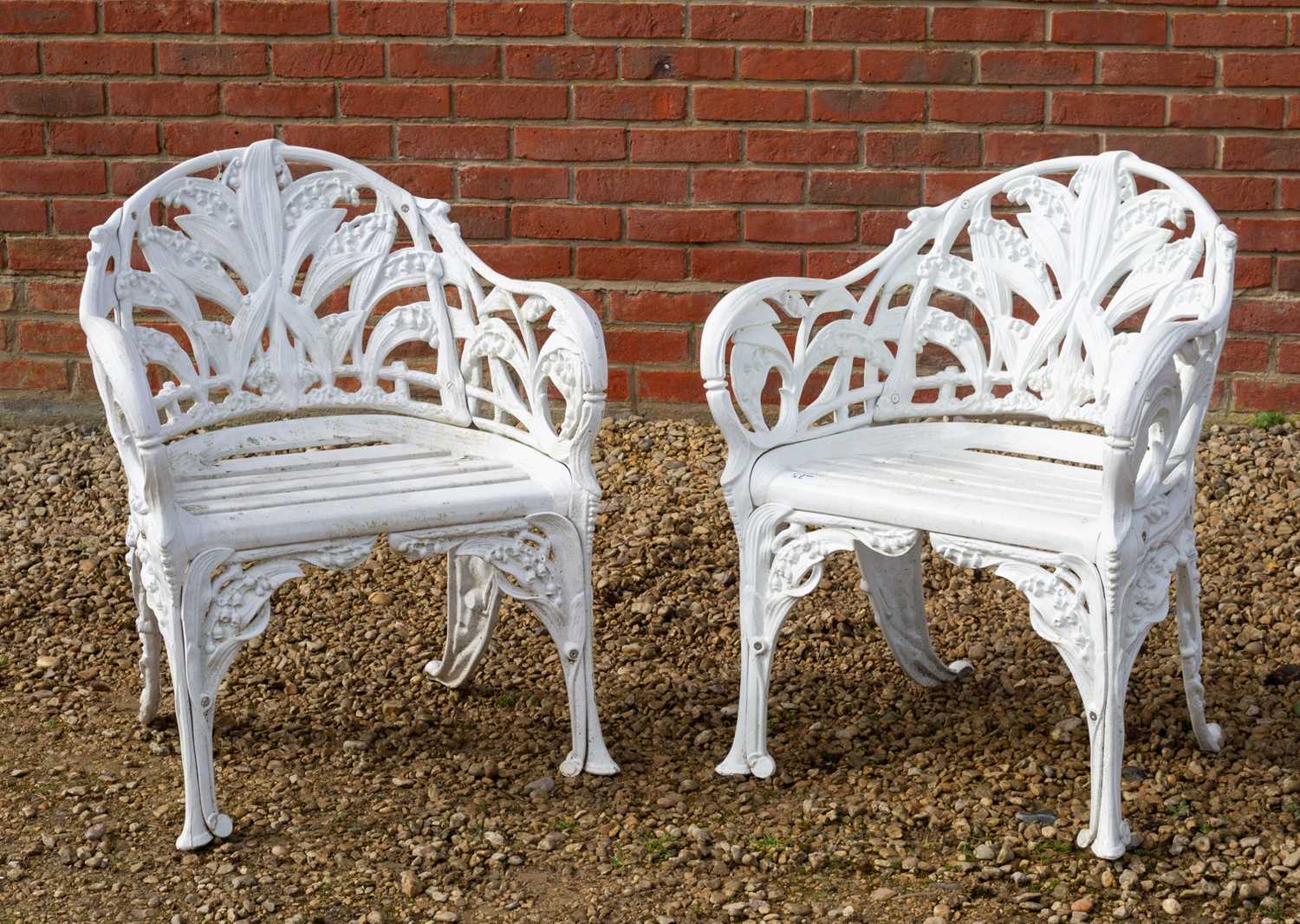 Lot 1162 - A pair of aluminium garden chairs