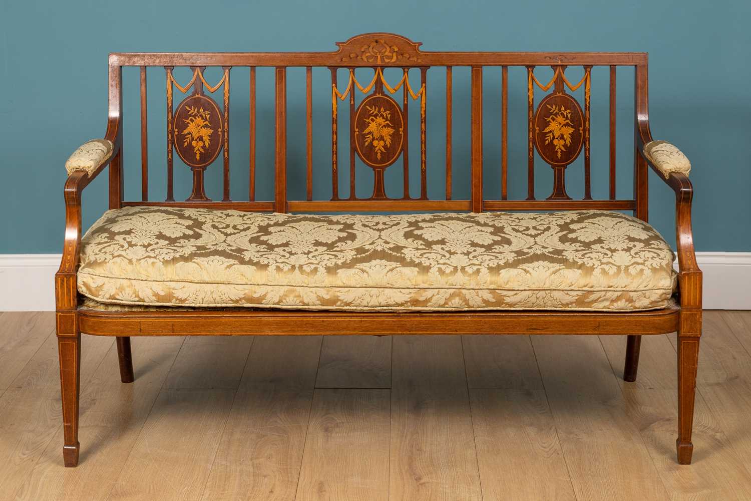 Lot 170 - An Edwardian parlour setee