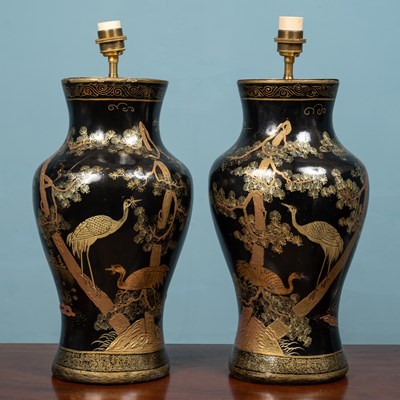 Lot 495 - A pair of large chinoiserie table lamps