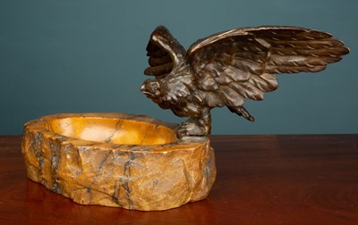 Lot 20 - A carved hardstone dish mounted with a bronze sculpture of an eagle