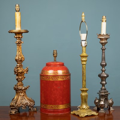 Lot 90 - A group of four lamps