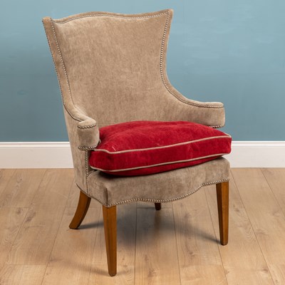 Lot 107 - A William Yeoward style red and taupe upholstered chair