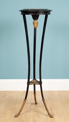 Lot 156 - A tall Regency torchère stand