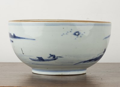 Lot 20 - Blue and white porcelain bowl Chinese,...