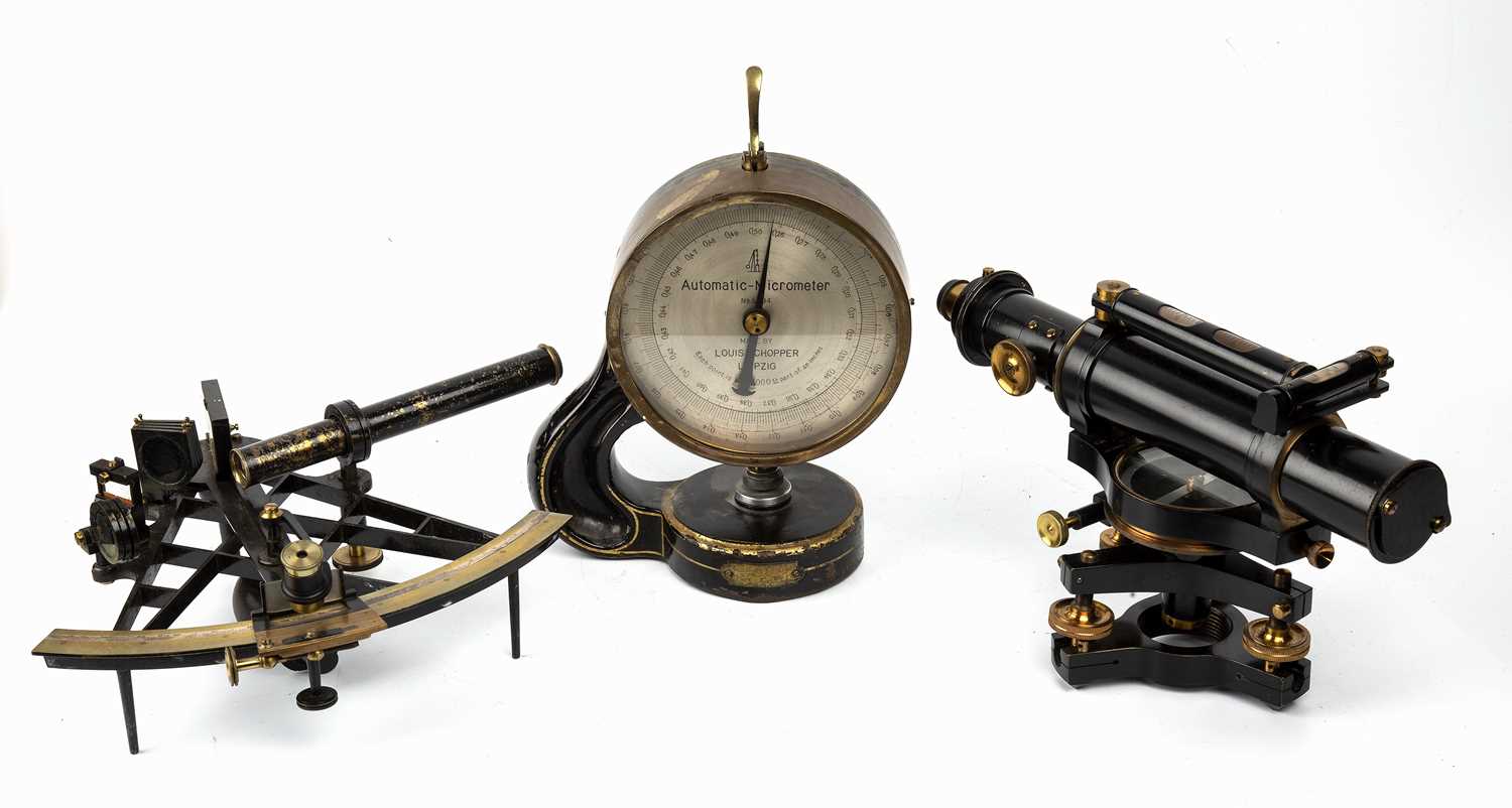 Lot 44 - A Louis Schopper Leipzig Automatic-Micrometer...