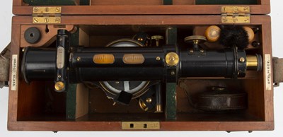 Lot 44 - A Louis Schopper Leipzig Automatic-Micrometer...