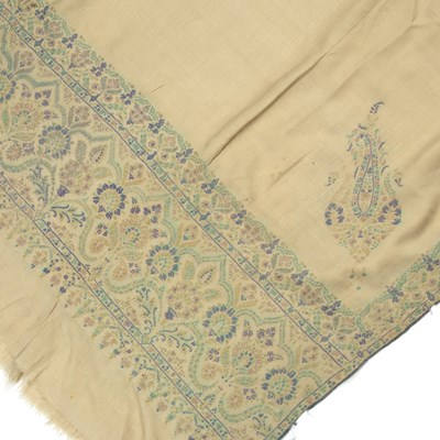 Lot 583 - Kashmiri Kani Shawl in pashmina Indian with...