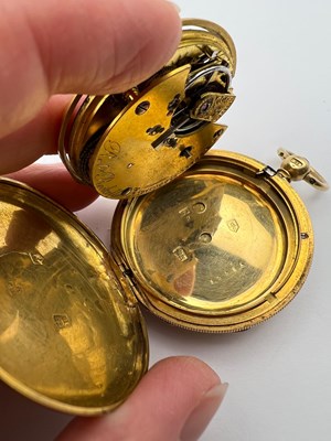 Lot 116 - An early Victorian 18ct gold hunter fob watch,...