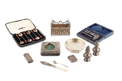 Lot 232 - A collection of silver, to include an...