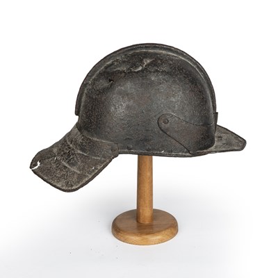 Lot 175 - A Cromwellian style lobster tail helmet 20cm...