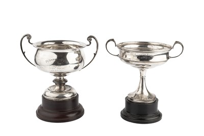 Lot 578 - A George V silver twin handled trophy cup, of...