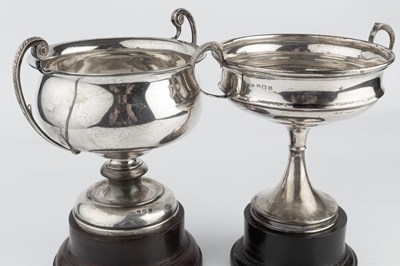 Lot 578 - A George V silver twin handled trophy cup, of...