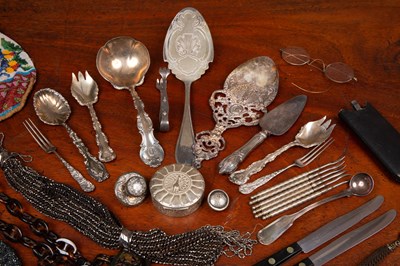 Lot 89 - A collection of various items of bijouterie
