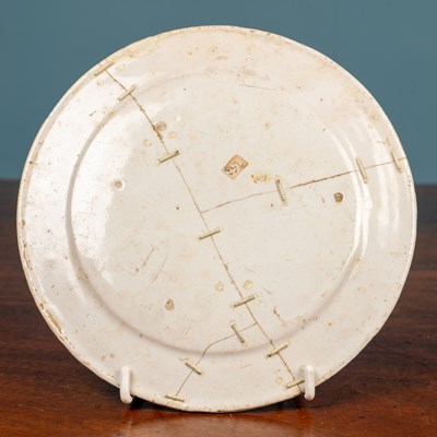 Lot 66 - A 19th Century small majolica plate