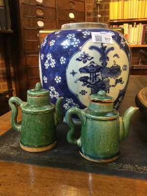 Lot 317 - A Chinese Kangxi blue and white porcelain...