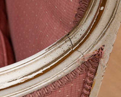 Lot 149 - A Georgian-style white painted beechwood settee
