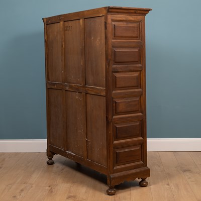 Lot 322 - An Italian, walnut bookcase or cupboard