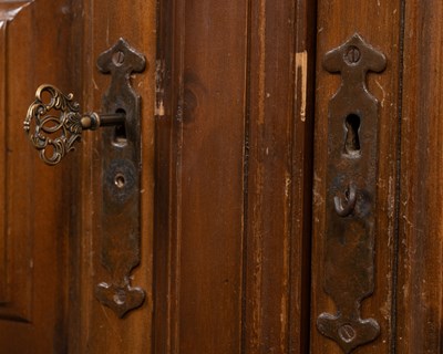 Lot 322 - An Italian, walnut bookcase or cupboard
