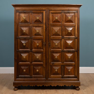 Lot 322 - An Italian, walnut bookcase or cupboard