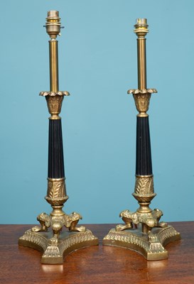 Lot 78 - A pair of modern table lamps