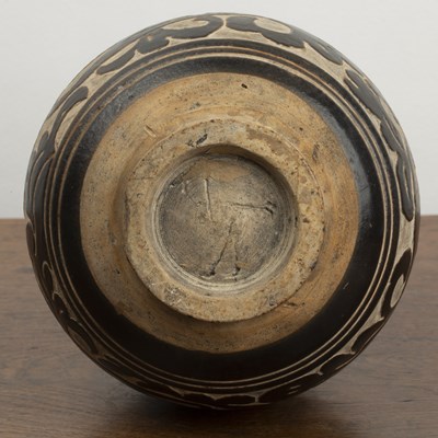 Lot 288 - Cizhou sgraffito pear-shaped bottle vase...