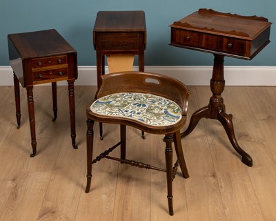 Lot 284 - A small group of occasional furniture