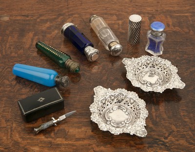 Lot 274 - Collection of silver and perfume bottles...