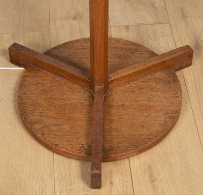 Lot 193 - An early to mid 20th century oak lamp standard