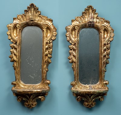 Lot 390 - A pair of modern gilt girandole mirrors