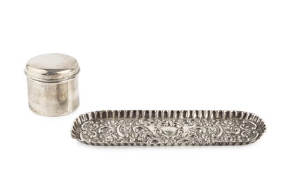 Lot 191 - A late Victorian silver pen tray, repoussé...