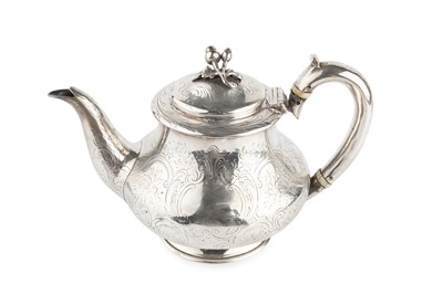 Lot 202 - An early Victorian silver bachelor's teapot,...