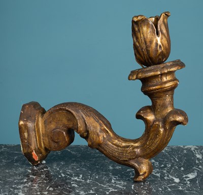 Lot 235 - A Continental carved giltwood wall bracket