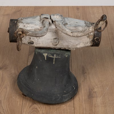 Lot 1313 - A bronze bell