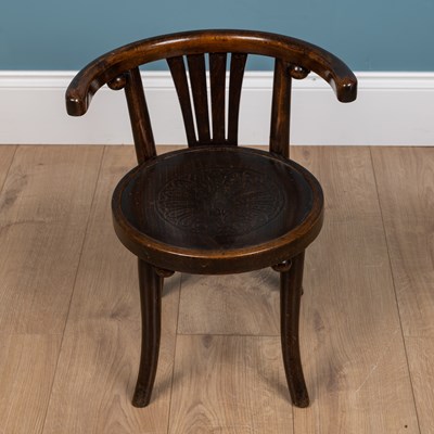 Lot 279 - An early 20th century Austrian bentwood child's chair