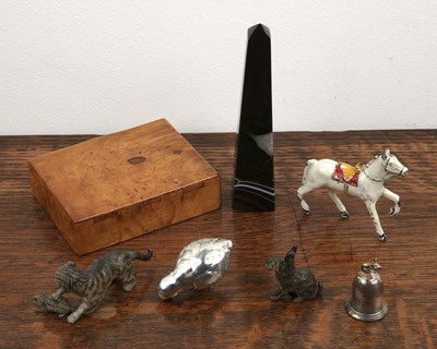 Lot 297 - Collection of miscellaneous items comprising...