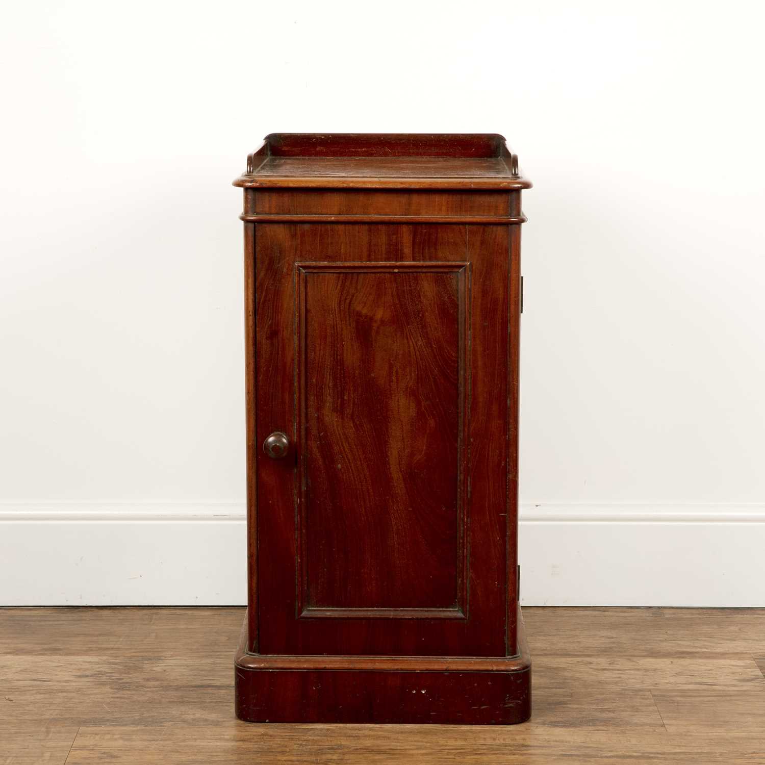 Lot 42 - Victorian pot cupboard Mahogany, with...