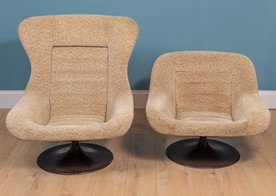 Lot 513 - Two mid to late 20th century Lurashell chairs