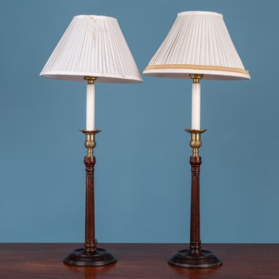 Lot 500 - A pair of Georgian style hardwood table lamps