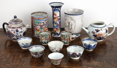 Lot 379 - Group of porcelain Chinese, 18th/19th Century,...