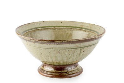 Lot 567 - Richard Batterham (1936-2021) Footed bowl...