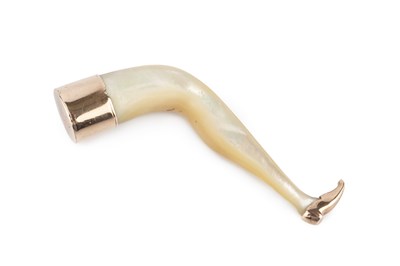 Lot 162 - A 19th century mother o'pearl pipe tamper, in...