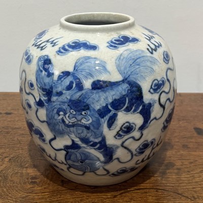 Lot 539 - Blue and white porcelain jar Chinese, 19th...