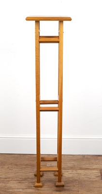 Lot 38 - Artist's or sculpture stand Oak, with square...