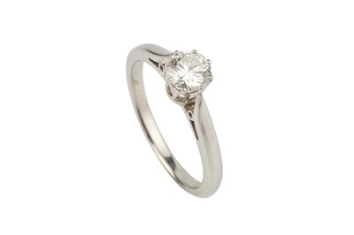 Lot 291 - A diamond single stone ring, the round...