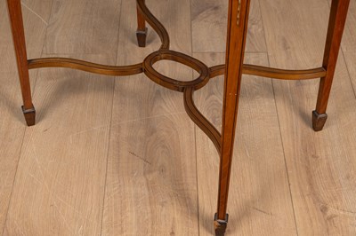 Lot 221 - An Edwardian satinwood oval occasional table