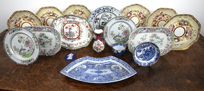 Lot 401 - Collection of pottery and porcelain to include...