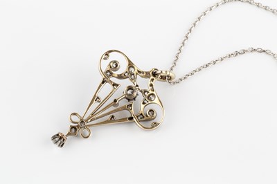 Lot 59 - An Art Nouveau style diamond pendant, designed...